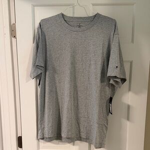 Fabletics Men's Gray T-Shirt